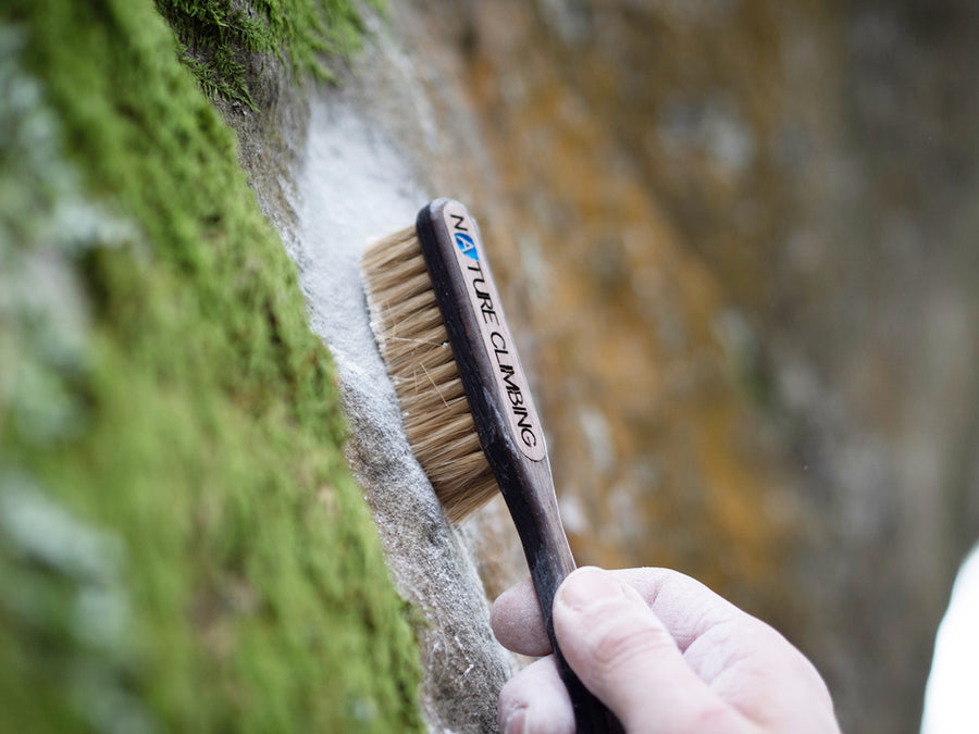 Why you as a climber should brush the stone