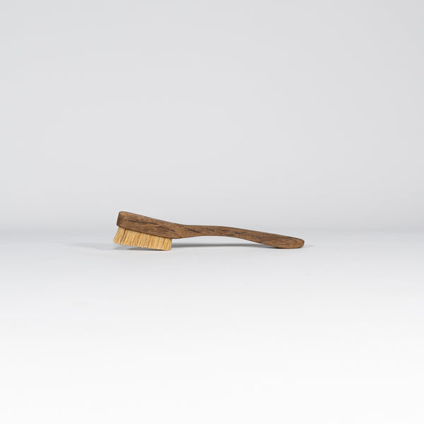 Curved Brush