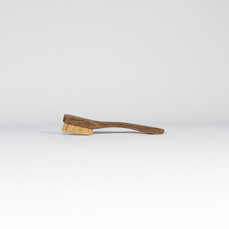 Curved Brush